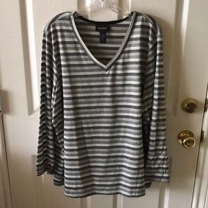 Metallic long sleeved. Lightweight sweater.